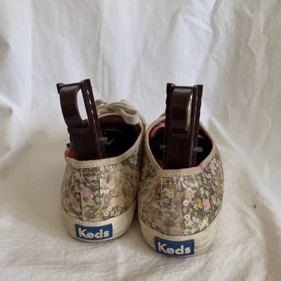 Floral Keds | Size 9 - Picture 7 of 11